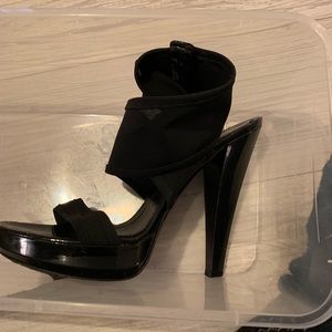 Burberry heels